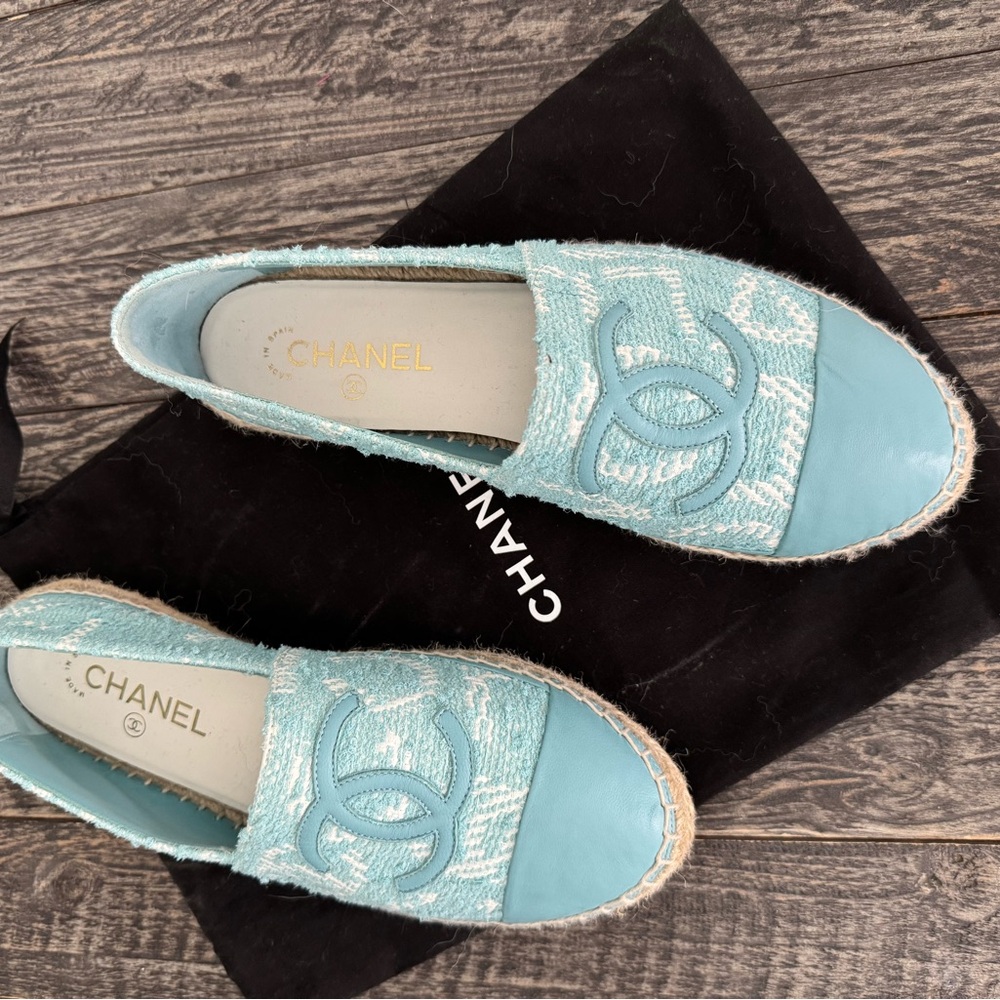 Chanel Blue Tweed CC Espadrilles Flats Size 41 Authentic - Picture 1 of 2